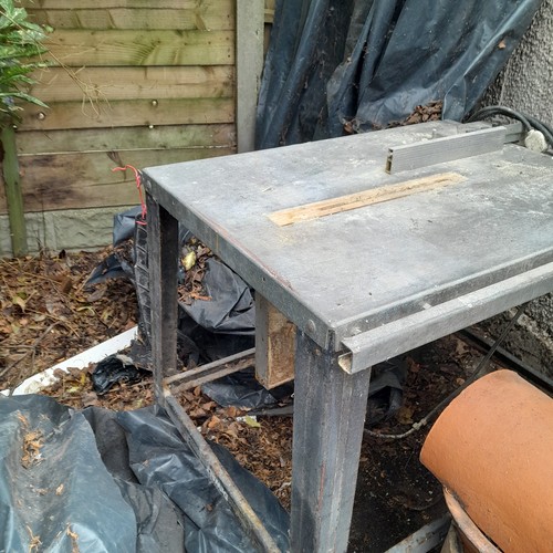 Table saw - table,